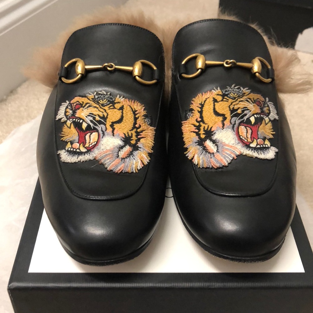 Gucci Loafers With Fur